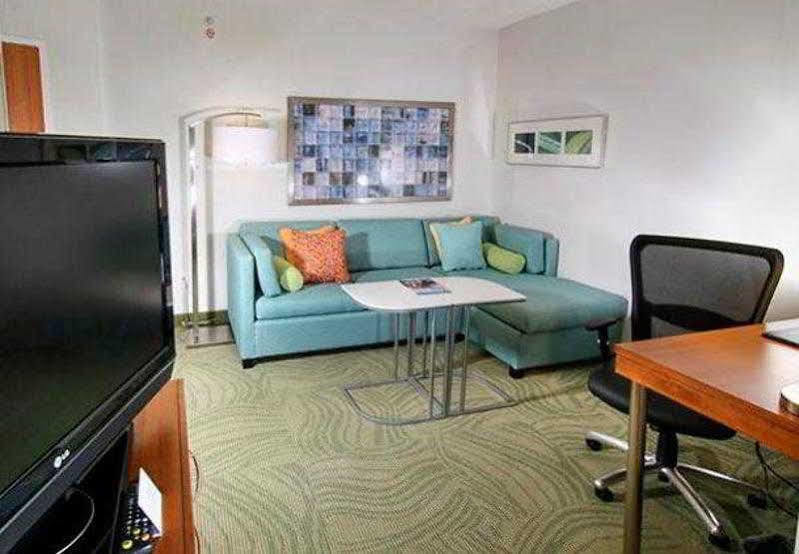 Springhill Suites Hampton Εξωτερικό φωτογραφία