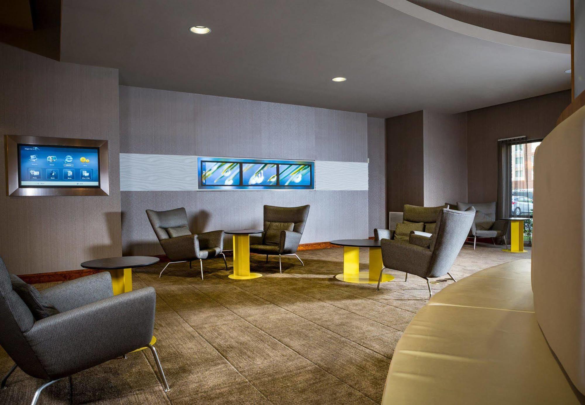 Springhill Suites Hampton Εξωτερικό φωτογραφία