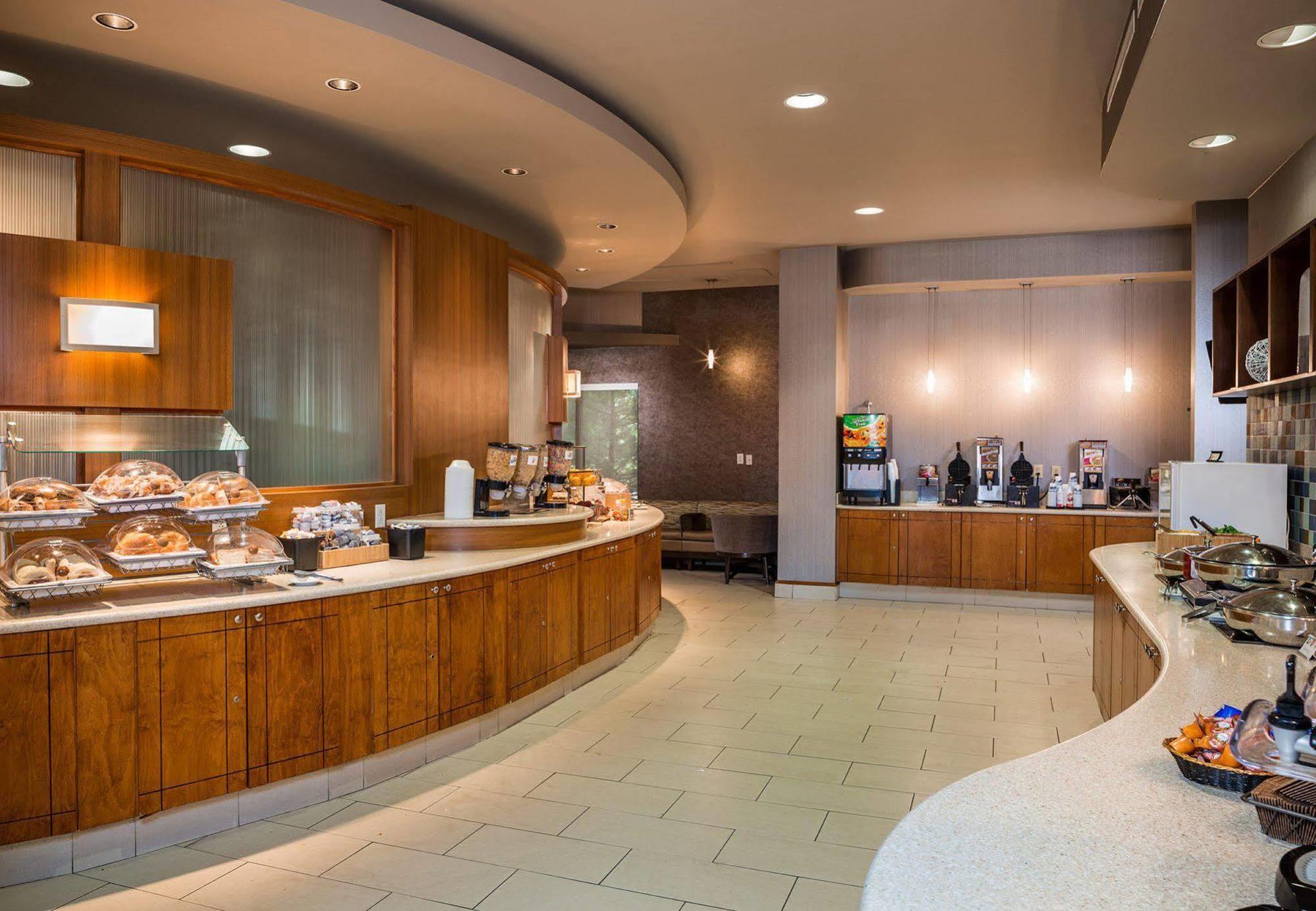 Springhill Suites Hampton Εξωτερικό φωτογραφία